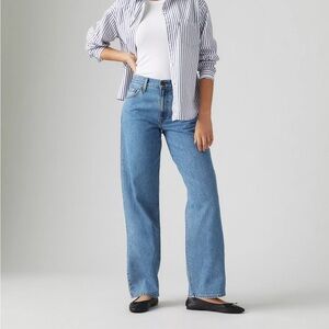 Levi’s baggy dad jean medium wash